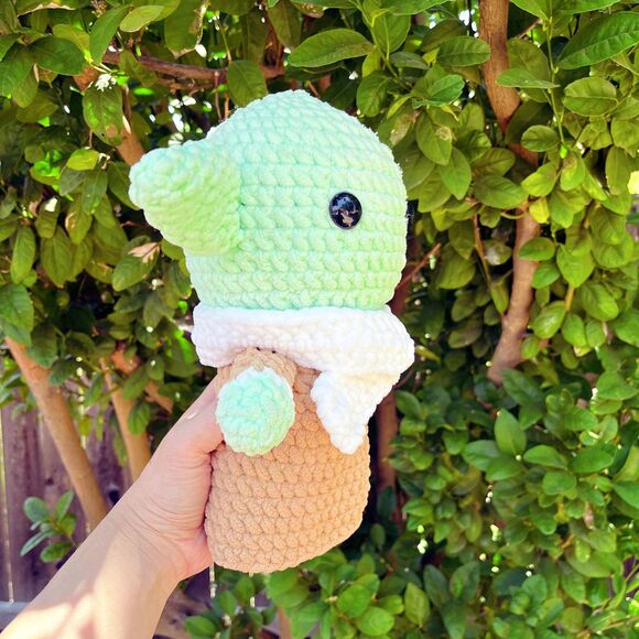 Handmade Baby Yoda Crochet Plush | Amigurumi Yoda Plushie for Star Wars Fans - Picture 3 of 7